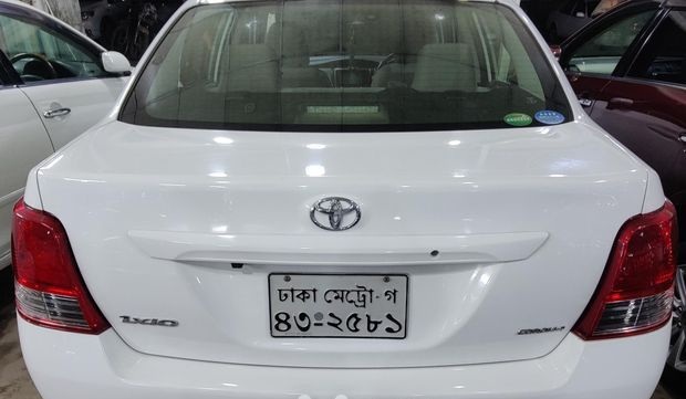 Toyota Axio sedan 2014. Sera Cars - Used Cars Price in Bangladesh. Buy/Sell Second Hand Cars. SeraOffers.com